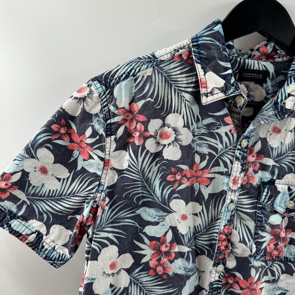 Buffalo David Bitton Tropical Floral Button Down Shirt Men’s Size Small - Picture 2 of 7